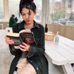 Txunamy Ortiz Instagram - Fun fact: I read… A LOT! What’s your fav book, Any recommendations? 😇 @diezelortiz