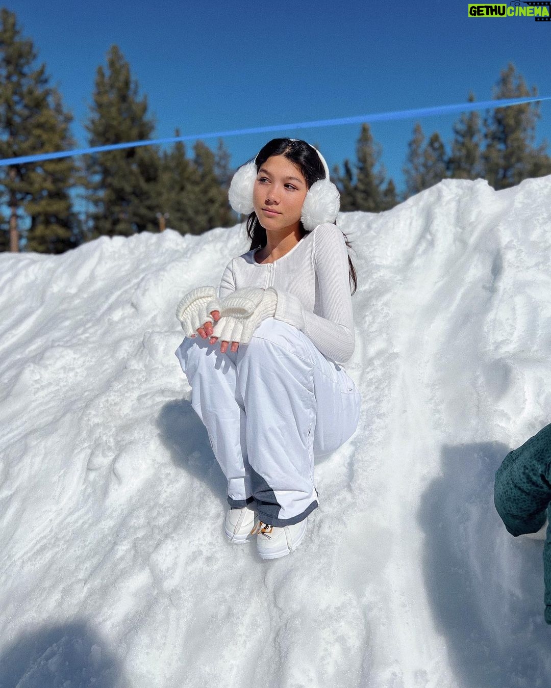 Txunamy Ortiz Instagram - I am not cold 🥶🫶🏼 caption the last pic for me 😂