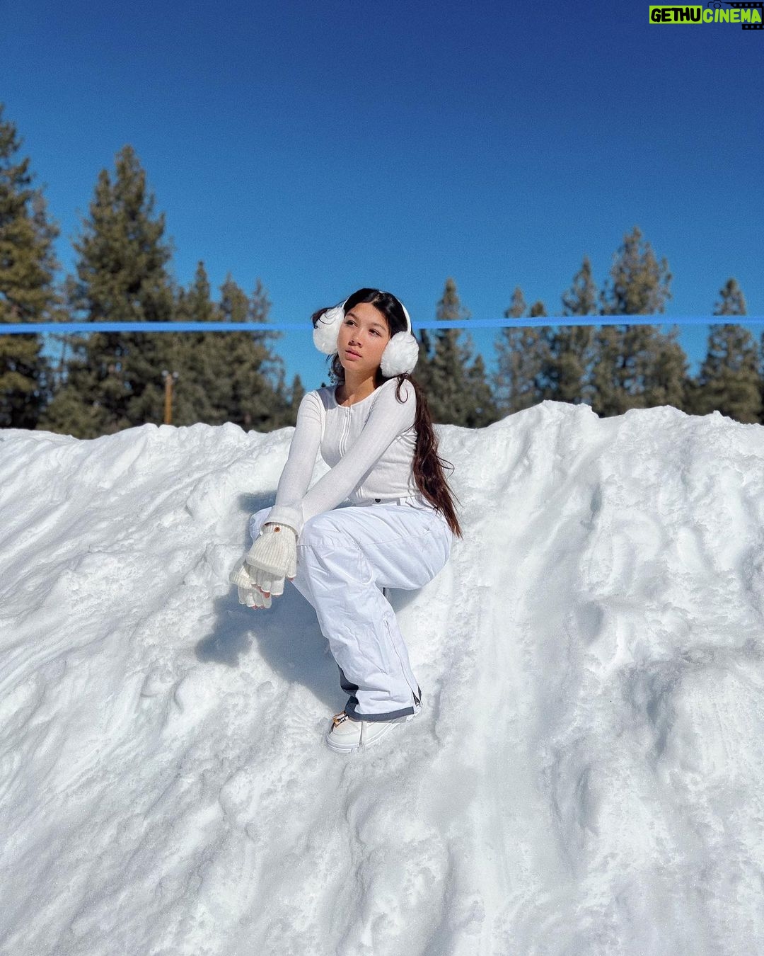 Txunamy Ortiz Instagram - I am not cold 🥶🫶🏼 caption the last pic for me 😂