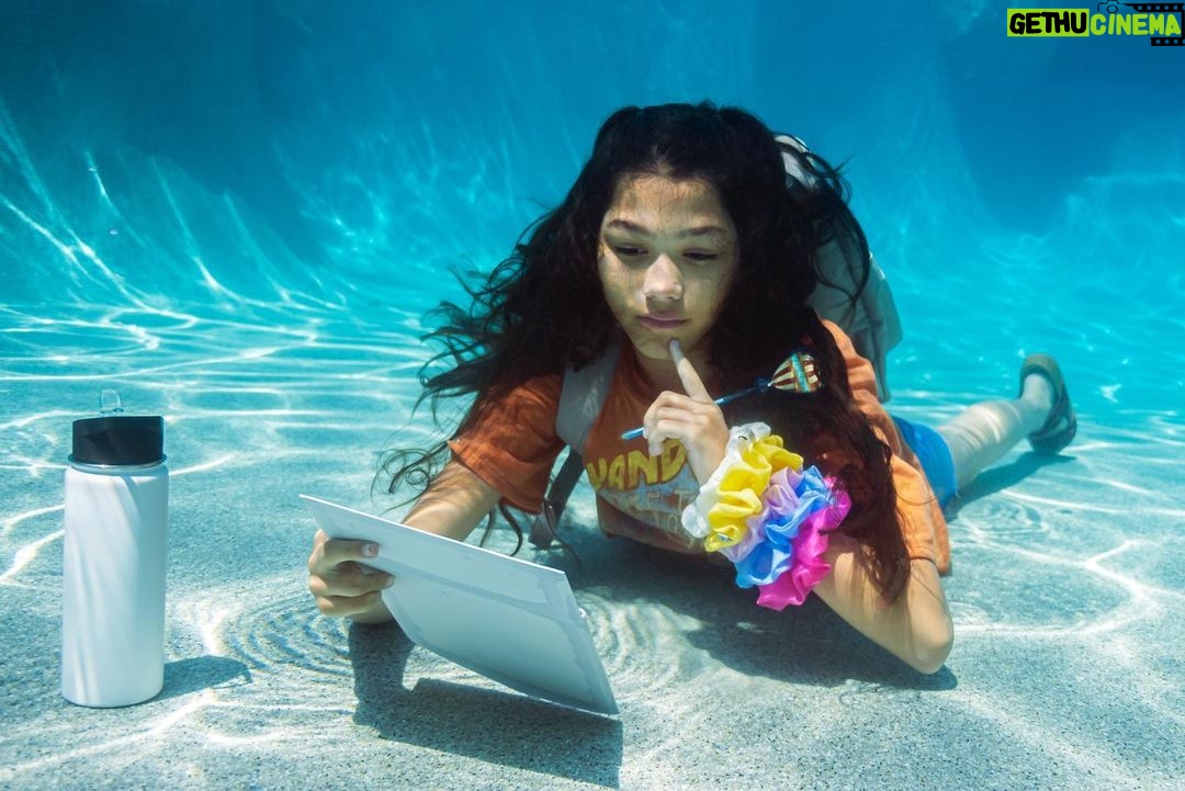 Txunamy Ortiz - 115.3K Likes - Good things come to those who dream. 💭 SKSKS !! Comment 3 words that come to mind with this pic 💫