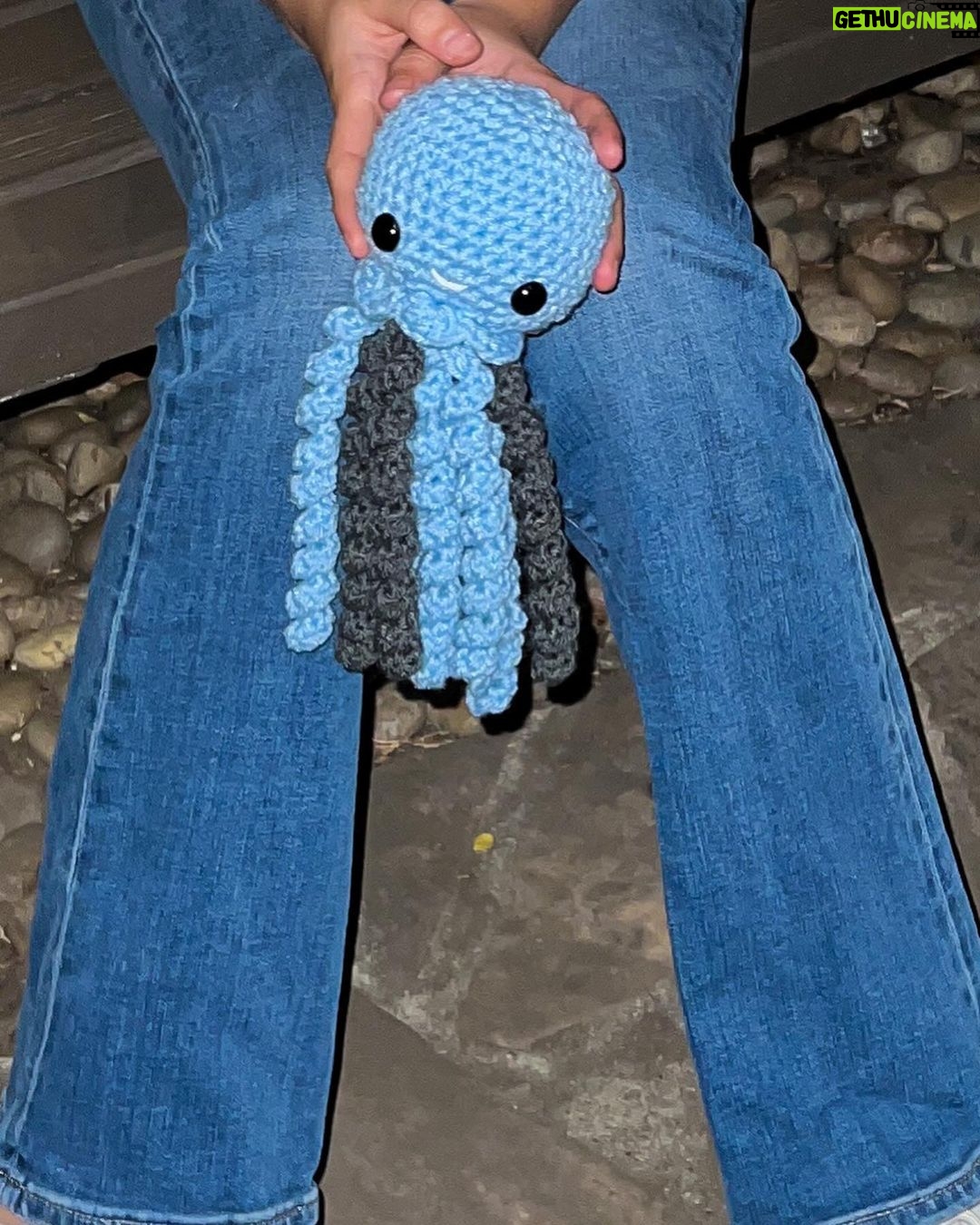 Txunamy Ortiz Instagram - You got a friend in me 🐙 #crocheting