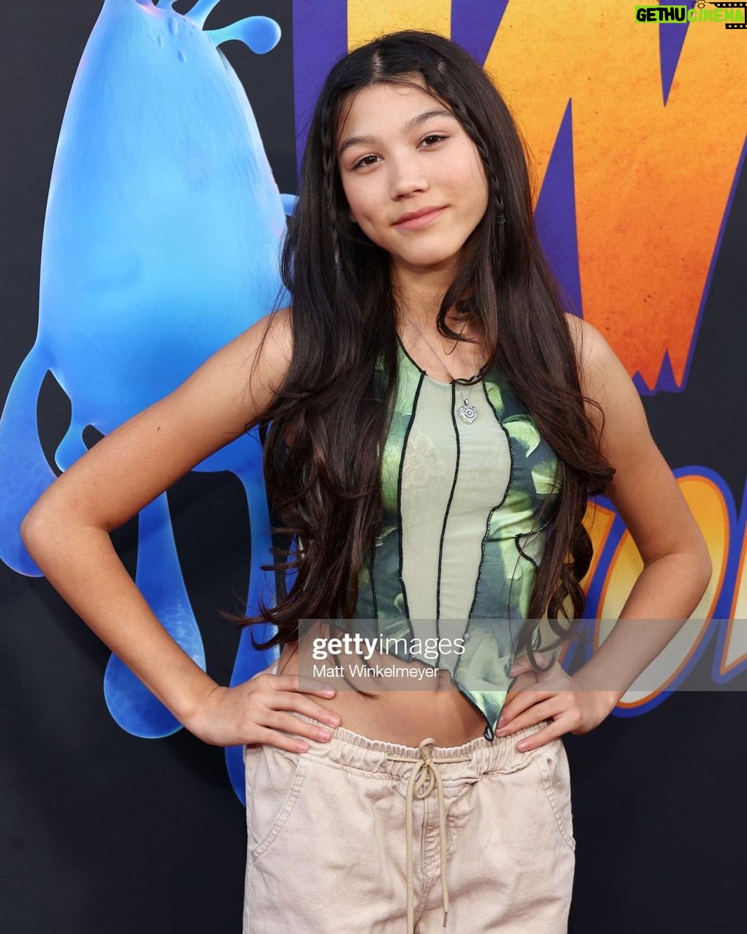 Txunamy Ortiz Instagram - What an incredible night ⭐️ at the world premiere of #StrangeWorld Thank you @disney for the invitation! Can’t wait for everyone to see it Nov, 23rd 💘 Pc: Matt Winkelmeyer Jesse Grant