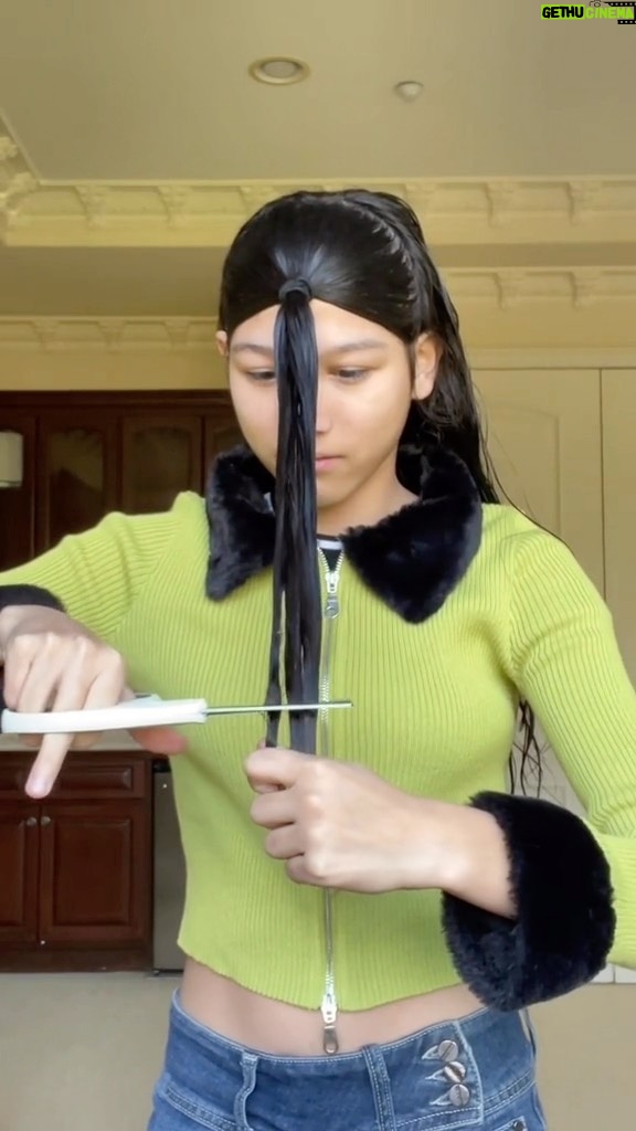 Txunamy Ortiz - 391.6K Likes - I cut my hair. *actually*