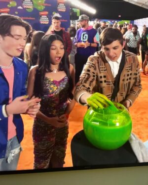 Txunamy Ortiz Instagram - What a night! ✨ Thank you to @nickelodeon for the most magical experience today. Hosting the Orange carpet was a dream come true! If you haven’t seen the interviews click *link in bio*