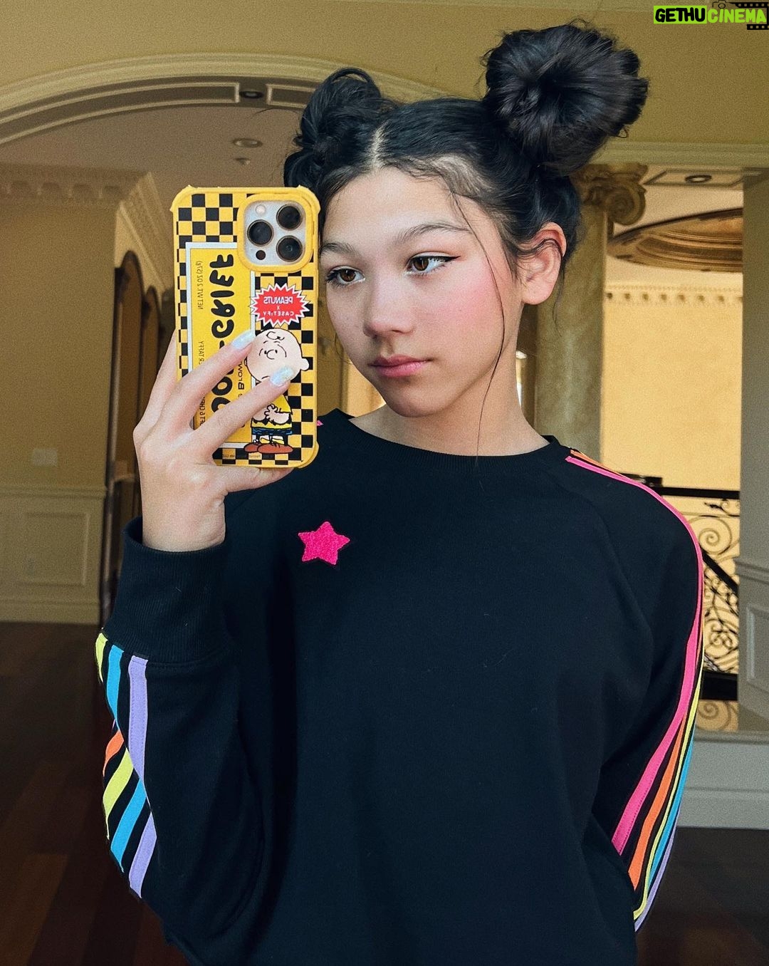 Txunamy Ortiz Instagram - u guys… tomorrow’s the day, you’ll be seeing me in a very special show Roman To The Rescue & it’s airing tomorrow, Saturday at 8pm on Disney XD. THEN it will be on Hulu on 2/16!! Don’t miss it ✨