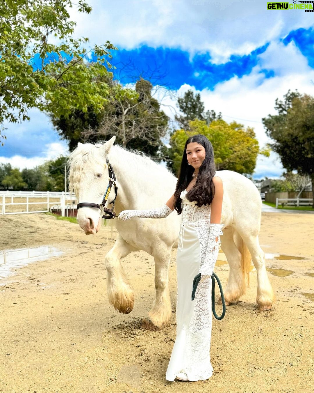 Txunamy Ortiz - 117.9K Likes - 15! 🎂 last slide is my fav 💎 what should i name her?