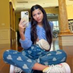 Txunamy Ortiz Instagram - okay hear me out… i have this crazy idea to change my YouTube channel to vlogs mostly! i really want to share my everyday life with you all. I’ll be very active on there. Comment what you think 💭