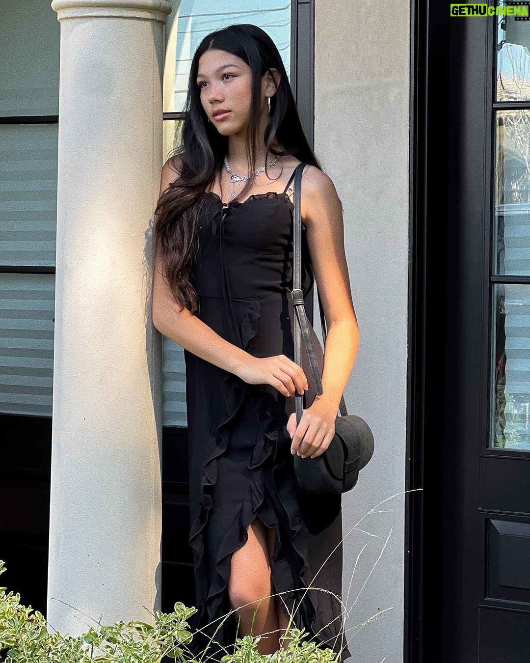 Txunamy Ortiz Instagram - So excited to be back on set today 🖤 #bookedit