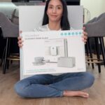 Tyas Mirasih Instagram - Ngerasain ngga sih repotnya bersihin jendela dirumah, apalagi yang jangkauannya susah? Untung ada Window Cleaner dari @mamibotindonesia, iGLASSBOT W200 SkyBot 😍 Sudah menggunakan kain microfiber dan cordless pastinya. Solusi paling tepat buat kita yang punya banyak aktivitas tapi mau rumah tetep bersih 😍