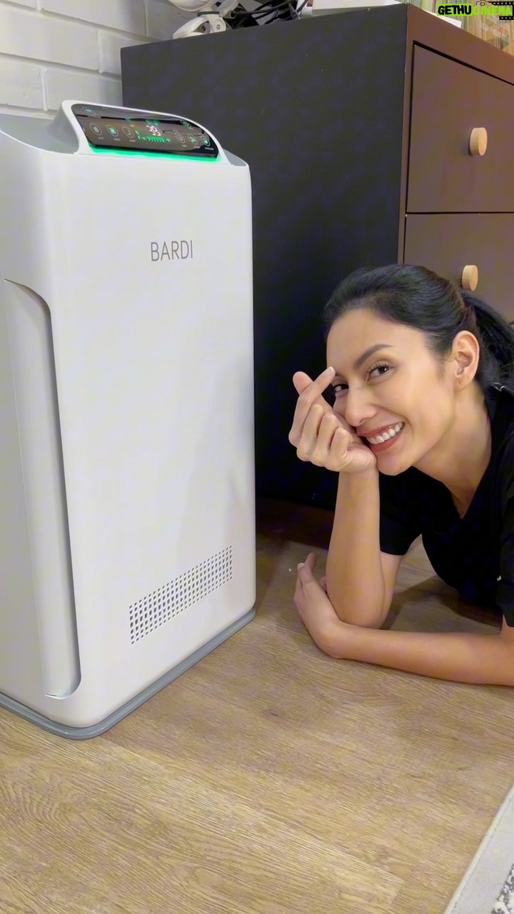 Tyas Mirasih Instagram - Kebersihan udara juga salah satu faktor yang bikin nyaman dirumah, makanya aku pake BARDI Air Purifier yang bisa jaga kebersihan udara dirumahku. Cek @bardismarthome sekarang juga ya π πΉ : @tengkutezi