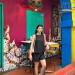 Tyas Mirasih Instagram - Colorful hearts, colorful lives 💛 Outfit @shopatvelvet Styled by @ratihpratiwisugianto @visit_singapore @singapore.explores Haji Lane Singapore