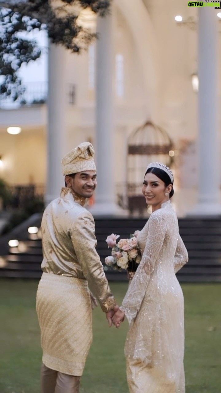 Tyas Mirasih Instagram - Here’s to love and laughter and happily ever after 💍 Well Organized by : @adara.wedding Venue @themanorandara Photography & Videography : @morden.co @samuelrustandy @bychandrasusanto Decoration & Tents : @classytentdecoration Carpets : @farahcarpetsofficial Lighting : @uplightpro Make Up : @hepidavid Hair Do : @tominjoo Bride’s Attire for Akad Nikah & Reception : @svarna_byikatindonesia @didietmaulana Bride’s Crown & Headpiece @rinaldyyunardi Jewelry : @adellejewellery Bride’s Wedding Shoes : @regisbridalshoes Bride’s robe : @lucette_essie Bride’s Nail art : @kookoo.nails Groom’s Attire for Akad Nikah & Reception : @svarna_byikatindonesia @didietmaulana Bride and Groom textile : @the.designerworkshop Groom’s Hairstylist : @aryadillah_27 Makeup Mother of the groom & Sister of the bride : @wulanwidianto Makeup sister of the groom : @bonitaelisabeth.makeup @belovedbyhepidavid Wedding Ring : @adellejewellery Akad Catering : @teppanku @baksobuetu @gococo.indonesia @ponut.id @papo_id @cantikaputricake Reception Catering : @themanor.cafe Akad Souvenir : @howelandco Reception Souvenir : @redribbongift @drzlim_official Digital Invitation & Live streaming : @viding.co Mahar & Ring box : @jingga_seserahanmahar Bouquets : @faveur.florist Wedding Cake : @sweetsalt_id Birthday Cake : @RRCakes Entertainment : @aqisinggih Sound system : @deoentertainmentindonesia MC Akad & Reception : @andrakarna Usher : @beauty_usher Photobooth : @theholograil Gift : @farahcarpetsofficial @bardismarthome #TEZIapbahagiainTYAS