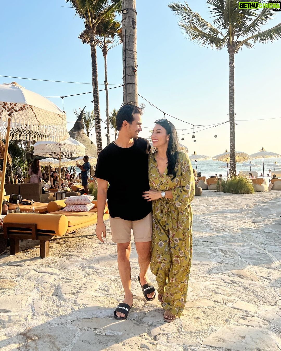 Tyas Mirasih Instagram - Forever thing 🖤 Mari Beach Club Bali