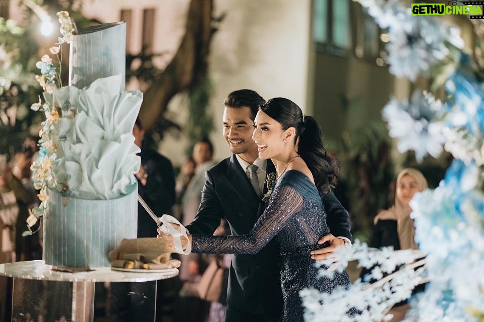Tyas Mirasih Instagram - Whispers of blue, cascades of frills, with little flowers 🩵 It's effortlessly pretty. Just what we always wanted to wrap up our special day! Well Organized by : @adara.wedding Venue @themanorandara Photography & Videography : @morden.co @samuelrustandy @bychandrasusanto Decoration & Tents : @classytentdecoration Carpets : @farahcarpetsofficial Lighting : @uplightpro Make Up : @hepidavid Hair Do : @tominjoo Bride's Attire for Akad Nikah & Reception : @svarna_byikatindonesia @didietmaulana Bride’s Crown & Headpiece @rinaldyyunardi Jewelry : @adellejewellery Bride's Wedding Shoes : @regisbridalshoes Bride's robe : @lucette_essie Bride's Nail art : @kookoo.nails Groom's Attire for Akad Nikah & Reception : @svarna_byikatindonesia @didietmaulana Bride and Groom textile : @the.designerworkshop Groom's Hairstylist : @aryadillah_27 Makeup Mother of the groom & Sister of the bride : @wulanwidianto Makeup sister of the groom : @bonitaelisabeth.makeup @belovedbyhepidavid Wedding Ring : @adellejewellery Akad Catering : @teppanku @baksobuetu @gococo.indonesia @ponut.id @papo_id @cantikaputricake Reception Catering : @themanor.cafe Akad Souvenir : @howelandco Reception Souvenir : @redribbongift @drzlim_official Digital Invitation & Live streaming : @viding.co Mahar & Ring box : @jingga_seserahanmahar Bouquets : @faveur.florist Wedding Cake : @sweetsalt_id Birthday Cake : @RRCakes Entertainment : @aqisinggih Sound system : @deoentertainmentindonesia MC Akad & Reception : @andrakarna Usher : @beauty_usher Photobooth : @theholograil Gift : @farahcarpetsofficial @bardismarthome #TEZIapbahagiainTYAS
