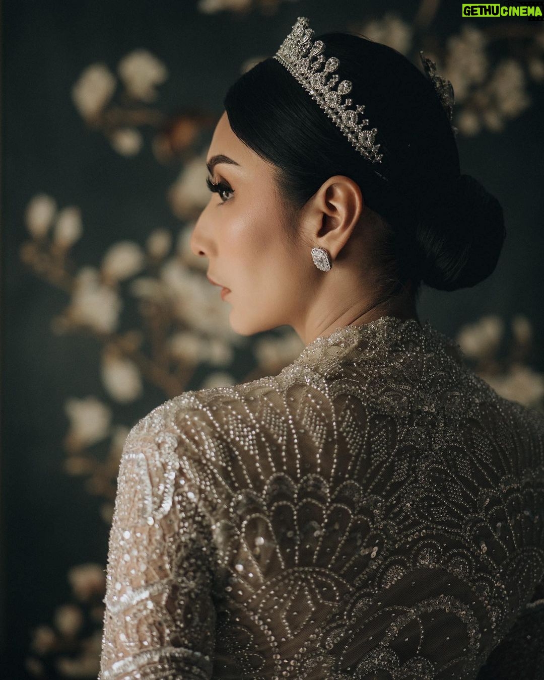 Tyas Mirasih Instagram - I have so much of you in my heart 💍 Well Organized by : @adara.wedding Venue @themanorandara Photography & Videography : @morden.co @samuelrustandy @bychandrasusanto Decoration & Tents : @classytentdecoration Carpets : @farahcarpetsofficial Lighting : @uplightpro Make Up : @hepidavid Hair Do : @tominjoo Bride's Attire for Akad Nikah & Reception : @svarna_byikatindonesia @didietmaulana Bride’s Crown & Headpiece @rinaldyyunardi Jewelry : @adellejewellery Bride's Wedding Shoes : @regisbridalshoes Bride's robe : @lucette_essie Bride's Nail art : @kookoo.nails Groom's Attire for Akad Nikah & Reception : @svarna_byikatindonesia @didietmaulana Bride and Groom textile : @the.designerworkshop Groom's Hairstylist : @aryadillah_27 Makeup Mother of the groom & Sister of the bride : @wulanwidianto Makeup sister of the groom : @bonitaelisabeth.makeup @belovedbyhepidavid Wedding Ring : @adellejewellery Akad Catering : @teppanku @baksobuetu @gococo.indonesia @ponut.id @papo_id @cantikaputricake Reception Catering : @themanor.cafe Akad Souvenir : @howelandco Reception Souvenir : @redribbongift @drzlim_official Digital Invitation & Live streaming : @viding.co Mahar & Ring box : @jingga_seserahanmahar Bouquets : @faveur.florist Wedding Cake : @sweetsalt_id Birthday Cake : @RRCakes Entertainment : @aqisinggih Sound system : @deoentertainmentindonesia MC Akad & Reception : @andrakarna Usher : @beauty_usher Photobooth : @theholograil Gift : @farahcarpetsofficial @bardismarthome #TEZIapbahagiainTYAS The Manor Andara