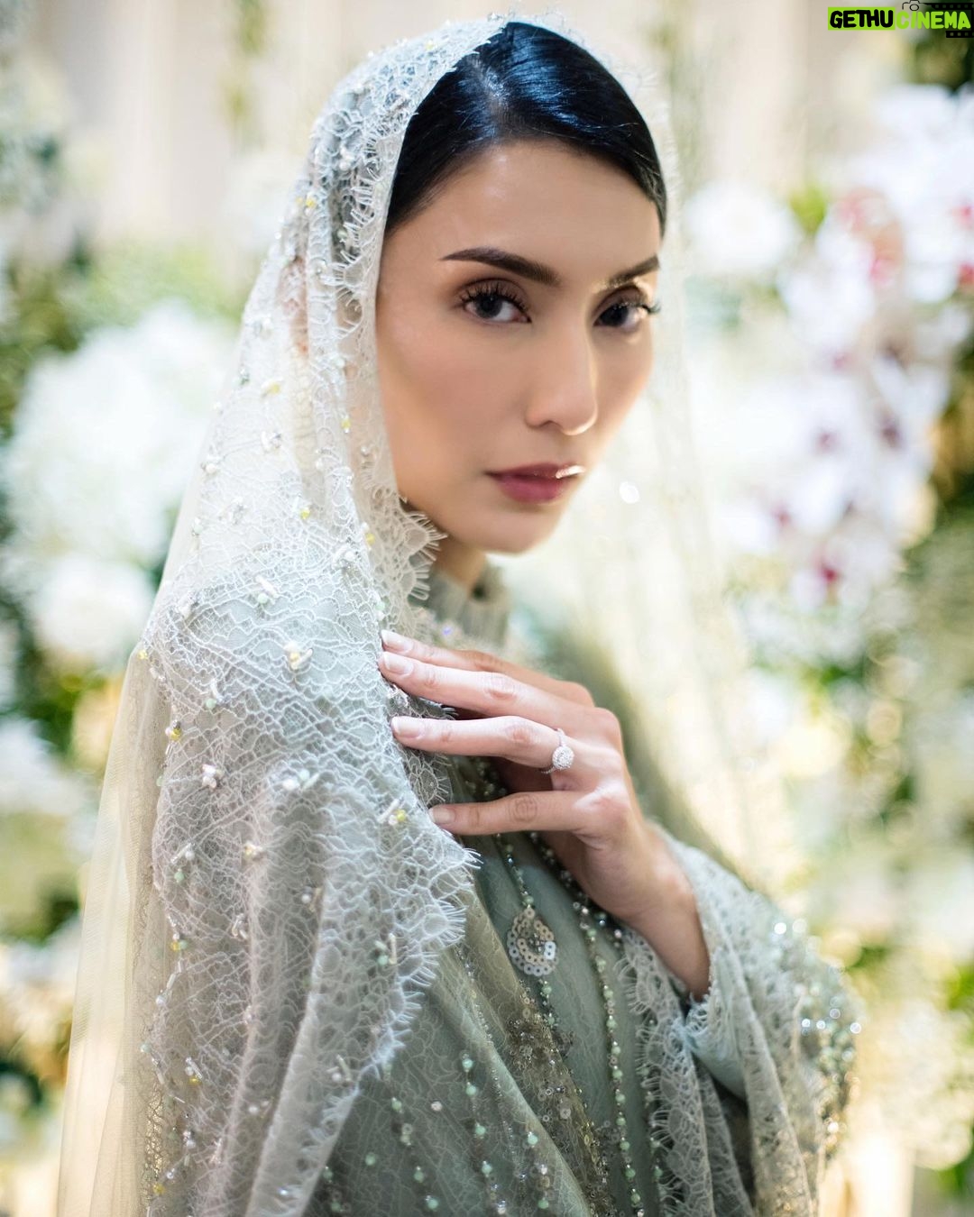 Tyas Mirasih Instagram - She deserves all the happiness in the world 💍 Well Organized by : @adara.wedding Photography & Videography : @rizky_yunindra @thepanorama.pic Decoration & Tents : @classytentdecoration Carpets : @farahcarpetsofficial Makeup & Hair do : @makeupbyyobel Attire : @wearingklamby Made By @klambyheritage Catering : @teppanku @tumpengmini @vitaminmonster.id @paletaswey @cantikaputricake Souvenir : @godeliva.wedding @packybagvintage Buku pengajian @qeertoz