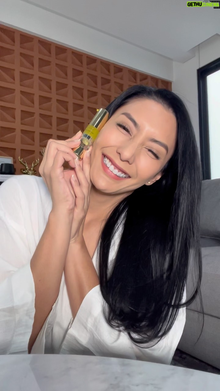 Tyas Mirasih Instagram - Pada pengen punya Vespa gratis ngga? Buruan yang mau ikutan dapet Vespa langsung deh beli produk MS Glow sekarang juga! @msglowbeauty