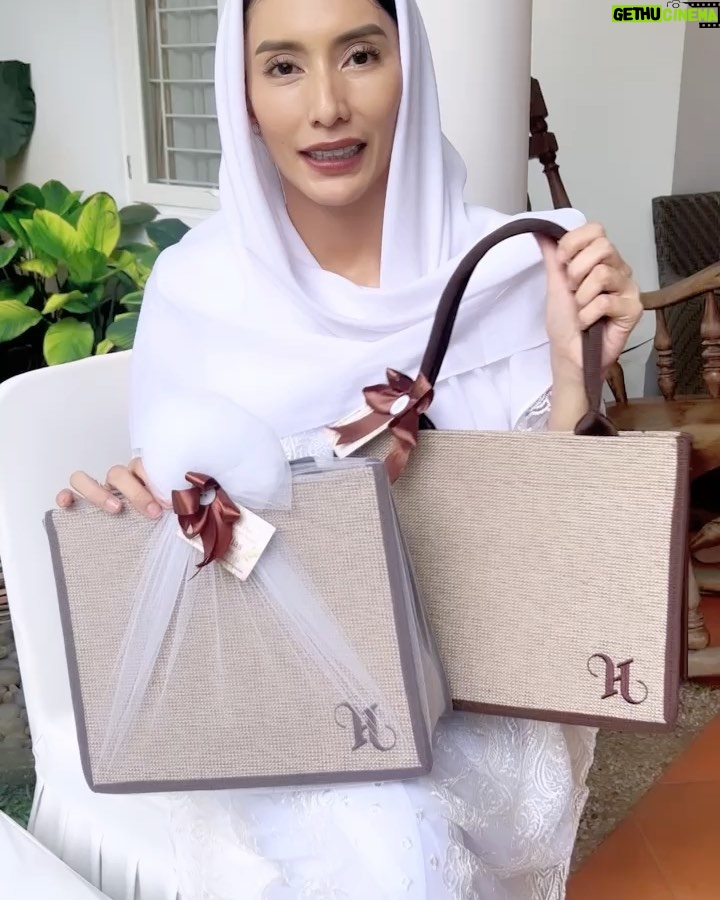 Tyas Mirasih - 1K Likes - Tas untuk gift 40 hari Almh Mama
bagus bangetttt 😍😍😍
Semua sesuai dengan request aku.
Makasih banyak @mydreamgoodies supportnya 💛