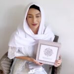 Tyas Mirasih Instagram - Terimakasih banyak @qeertoz untuk support gift Majmuk syarif dan sajadah untuk 40 harian Almh mama aku yang bener bener cantik banget ini 😍 Sukses selalu untuk @qeertoz 💛
