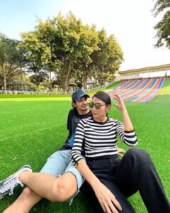 Tyas Mirasih Instagram - We go together like coffee and donuts 🖤
