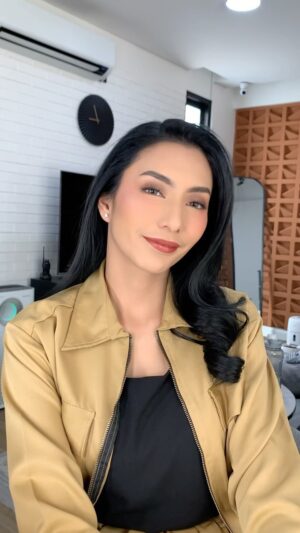 Tyas Mirasih Instagram - @tyasmirasih ❤️❤️❤️❤️

Makeup by @bonitaelisabeth.makeup 
@belovedbyhepidavid 

#makeupnatural #makeuptutorial #makeuptransformation #makeupflawless #makeupparty #makeupwisuda
