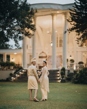 Tyas Mirasih Instagram - Hand in hand. You & me.
Today, tomorrow,forever 💍

Well Organized by : @adara.wedding 
Venue @themanorandara
Photography & Videography : @morden.co @samuelrustandy @bychandrasusanto
Decoration & Tents : @classytentdecoration 
Carpets : @farahcarpetsofficial
Lighting : @uplightpro 
Make Up : @hepidavid 
Hair Do : @tominjoo 
Bride's Attire for Akad Nikah &  Reception : @svarna_byikatindonesia @didietmaulana 
Bride’s Crown & Headpiece @rinaldyyunardi 
Jewelry : @adellejewellery
Bride's Wedding Shoes : @regisbridalshoes 
Bride's robe : @lucette_essie
Bride's Nail art : @kookoo.nails 
Groom's Attire for Akad Nikah &  Reception : @svarna_byikatindonesia @didietmaulana
Bride and Groom textile : @the.designerworkshop
Groom's Hairstylist : @aryadillah_27
Mother Makeup : @wulanwidianto
Sister Makeup :
@bonitaelisabeth.makeup @belovedbyhepidavid
Wedding Ring :  @adellejewellery 
Akad Catering : 
@teppanku 
@baksobuetu 
@gococo.indonesia 
@ponut.id 
@papo_id
@cantikaputricake
Reception Catering : @themanor.cafe
Akad Souvenir : @howelandco 
Reception Souvenir : @redribbongift @drzlim_official
Digital Invitation & Live streaming : @viding.co 
Mahar & Ring box : @jingga_seserahanmahar 
Bouquets : @faveur.florist 
Wedding Cake : @sweetsalt_id 
Birthday Cake : @RRCakes
Entertainment : @aqisinggih 
Sound system : @deoentertainmentindonesia
MC Akad & Reception :  @andrakarna
Usher : @beauty_usher
Photobooth : @theholograil 
Gift : @farahcarpetsofficial
@bardismarthome

#TEZIapbahagiainTYAS