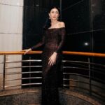 Tyas Mirasih Instagram - The subtle art of the glam 🖤 Makeup & Hair do by @makeupbyyobel Dress @valenciavivi Earrings @adellejewellery Softlens @eyelovin Styled by @wanda_haraa Photo by @snap.nuel