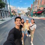Tyas Mirasih Instagram - One fun day @universalstudiossingapore 💛 @singapore.explores @visit_singapore Universal Studios Singapore