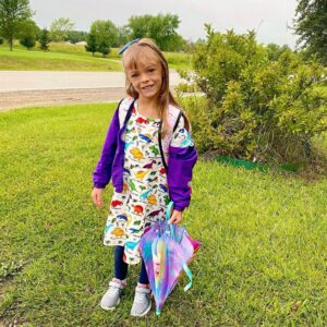 Tyler Baltierra Instagram - “Daddy, I think I’m a big enough to wait for the bus with my friend. You don’t have to wait here with me” 😧🤭😥😭 uhhh...okayyy, I was not prepared for that! Even though I can see her at the end of our driveway through the window, it felt like I was a million miles away! How did she get so big & so brave so fast!? #MyBaby #NovaleeReign 😩❤️

P.S.
I actually sprinted out there in my pajamas, because I just couldn’t let her get on the bus without squeezing her super tight & giving her a kiss bye 😩 I think it’s safe to say that her bus driver thinks I’m crazy now haha! 🤷🏻‍♂️😂