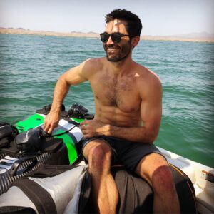 Tyler Hoechlin Instagram - Finally!!! 10 years after baseball and I’ve finally found my favorite hobby! Thank you @jetsurf_official for making this incredible machine. I can finally surf without sharks! 📷 & 🎥: @tannerhoechlin @jacklineweaver 
#jetsurf