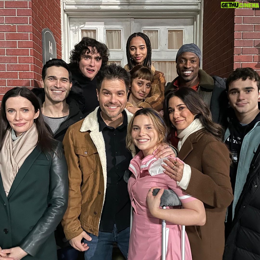 Tyler Hoechlin Instagram - Tonight’s episode of Superman & Lois is arguably my favorite of the entire series. What this incredible team of talented people in every single department is able to do is so impressive. I count my blessings to be working with each and every single one of them. I hope you all enjoy the Season 3 finale! I’ve said it before and I’ll say it again - I’m so glad the story doesn’t end here. You’ll understand soon enough. #SupermanAndLois @cwsupermanandlois
