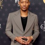 Tyler James Williams Instagram - Thank you @criticschoice for a beautiful night 😌 Suit: @apmilanbrand Jewelry: @cartier Styled by : @ashleynorthstyle Grooming: @crazysexybeautifoe