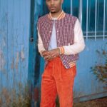 Tyler James Williams Instagram - A moment of color in @thrashbespoke 📷: @iamjamesanthony