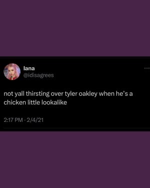 Tyler Oakley Instagram - crack these eggs, henny 🍳🐓