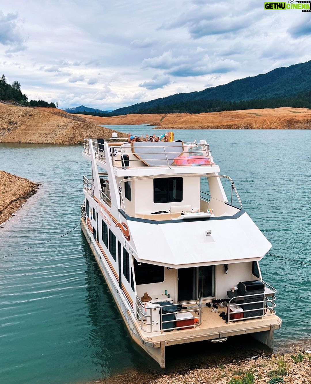 Tyler Oakley Instagram - you both called me losers, & i donโt see you walking children in nature ๐ฒ๐ Shasta Lake, California