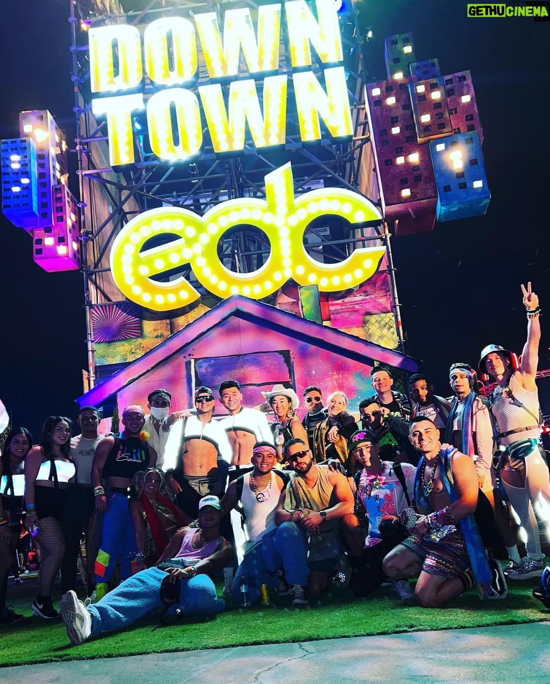 Tyler Oakley Instagram - first #EDC was worth the wait. so many giggles & wiggles, & #campEDC was the best vibe. catch me in the neon garden all day every day 😵💫⚡️🧚🏼♀️ Las Vegas, Nevada