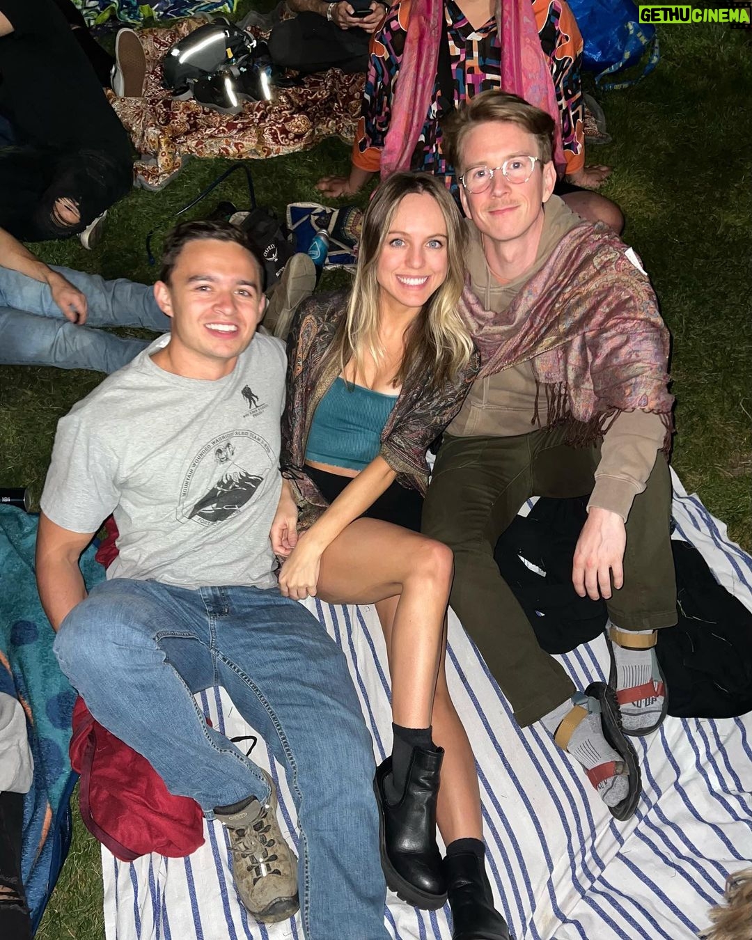 Tyler Oakley Instagram - sibling sidequest: @odesza at fiddler’s green 🧝🏼♀️🧌🧞♂️ Fiddler's Green Amphitheatre
