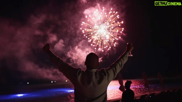 Tyler Perry Instagram - Happy New Year Everybody! Here’s to 2024 bringing you as much joy as you can handle!