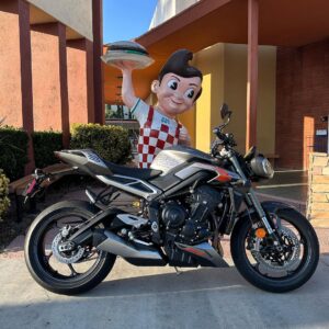 Tyler Posey Instagram - Triumph this bike is beautiful inside and out. Good work. One of the most fun bikes I’ve ever been on. Highly recommend. Ride safe! #streettriplers