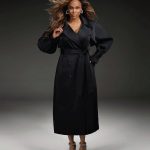 Tyra Banks Instagram - Yep, she was a model. And some days, she still werks it. Especially when it’s for an ICONS themed campaign. 💪🏽 What you think? I’m sooo busy with @SMiZEandDREAM 🍦. Should I do more modeling jobs? Comment below ⬇️ Much love to the @Karen_Millen team. Y’all are super on it! 😘