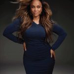 Tyra Banks Instagram - Yep, she was a model. And some days, she still werks it. Especially when it’s for an ICONS themed campaign. 💪🏽 What you think? I’m sooo busy with @SMiZEandDREAM 🍦. Should I do more modeling jobs? Comment below ⬇️ Much love to the @Karen_Millen team. Y’all are super on it! 😘