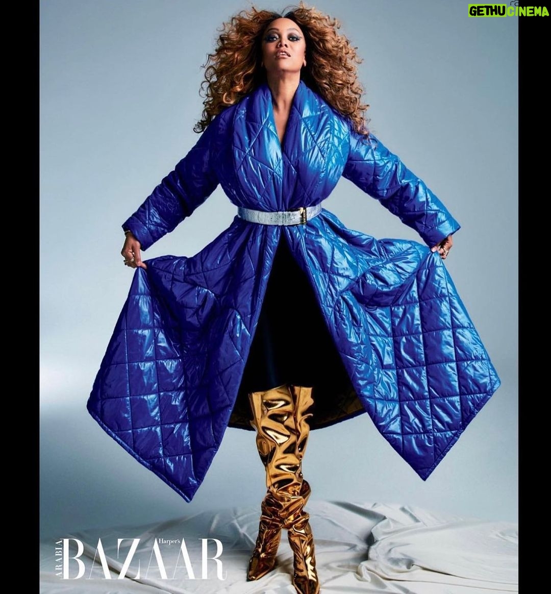 Tyra Banks Instagram - Between my business meetings, I still like to pose for the camera. 📸 February @harpersbazaararabia out now.