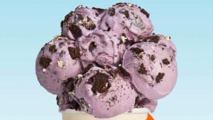 Tyra Banks Instagram - 🍦 Ain’t this cute? 
And YOU know the person doing all the voices. Guess who it is! 👇🏽 

Then link in bio to get you some @smizecream shipped to your door for NEW YEARS! 
📦 🍦 🏠 🎉