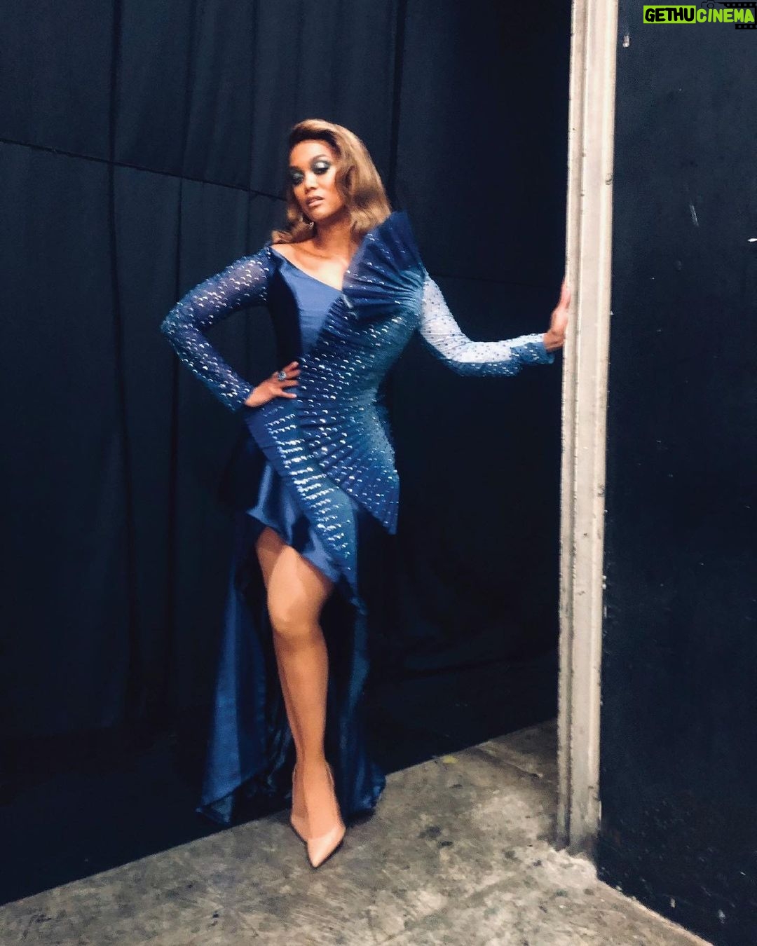 Tyra Banks Instagram - Blue for you 🔹 . . . Designer: @Ericarchibald & @nataliabarzilai Dress construction: @houseofjmc Embellishments: @primecreations Makeup: @valentefrazierartistry Hair: @kimblehaircare Jewelry: @XIVkarats Shoes: @vionicshoes Tailor: @mparkerbuzz #DWTS #DisneyPlus