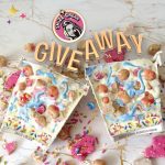 Tyra Banks Instagram - ❤️MOTHER’S DAY GIVEAWAY❤️ @SMiZECream is gifting ONE LUCKY WINNER our Mother’s Day Deluxe Ice Cream Box! It’s filled with 9 ice creams + luxe gifts! We will ship the box right to your Mom’s doorstep (or to yours)! ⁠ To Enter: 😍 Like this post + follow @goldbelly⁠ and @smizecream 😍 Extra Entries if you tag friends on the @smizecream post! ⁠ Must enter before 04/29, live in the continental US, and be 18+ to win. Winners will be DM’d from @smizecream on April 29. Ok, go to @smizecream now! . . . #Giveaway #MothersDay #MothersDayLove #SMiZECream #SMiZE #IceCream #SheAintSharing @HelenFicalora @toughasamothertribe @MyBougieBottle