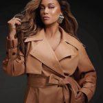 Tyra Banks Instagram - Yep, she was a model. And some days, she still werks it. Especially when it’s for an ICONS themed campaign. 💪🏽 What you think? I’m sooo busy with @SMiZEandDREAM 🍦. Should I do more modeling jobs? Comment below ⬇️ Much love to the @Karen_Millen team. Y’all are super on it! 😘