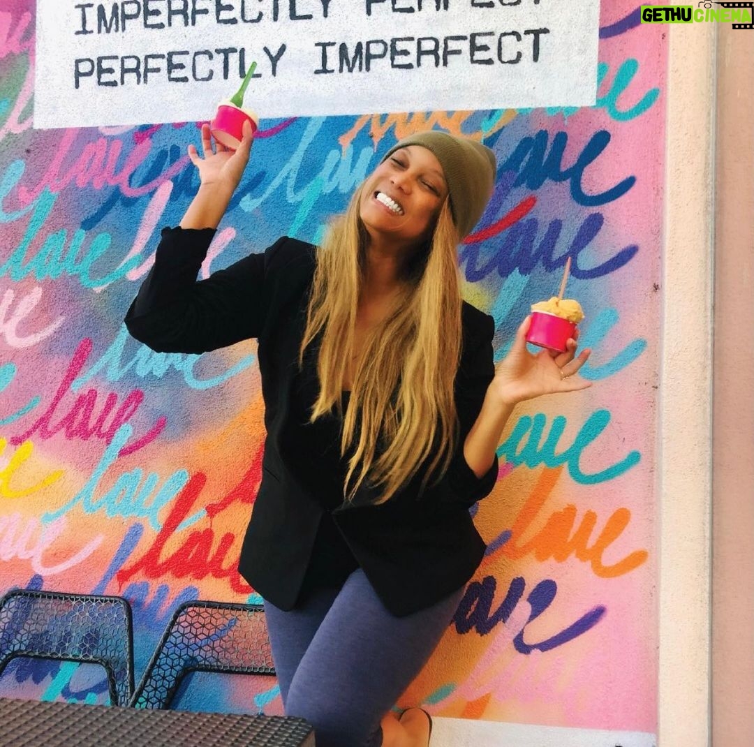 Tyra Banks Instagram - Doing my weekly ice cream tastings. This time it’s @lemacaronfrenchpastries on Montana Ave in L.A. They do all kinds of desserts and I’m feeling their ice cream. Ok, y’all. TyTy and @smizecream approves. Tasty! 🍦 #TyTyTastings #icecream