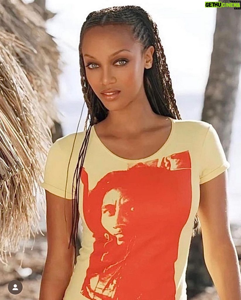 Tyra Banks Instagram - Wow. I am more than half my age younger here. And @essence, I remember it like it was yesterday (kind of 😉). #StLucia And to celebrate St. Lucia 🏝️ here’s a taste of @pote 🎶 #essence #essencemagazine #throwback #babyface #pote #bobmarley 📸@georgeholzofficial