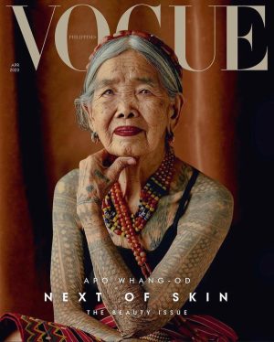 Tyra Banks Instagram - Some magazine covers pull you in and take your breath away. This was one of them for me.  @artunepo, your stunning work stopped me in my tracks. 👏🏽 Bravo. Standing ovation. 
💛TyTy

#voguephilippines