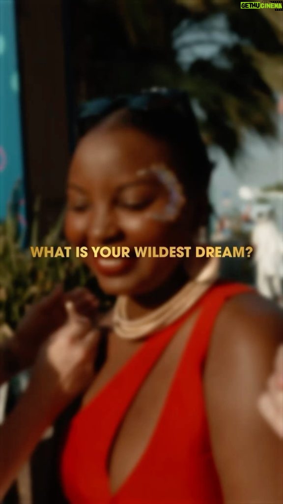 Tyra Banks Instagram - It’s a whole new year so…Can I ask you something? What’s your wildest DREAM? Well, we had a big launch party for our new @smizeanddream.ae Dubai location at Kite Beach and y’all answered this super important question. Our name is SMiZE & DREAM for a reason. Cuz we’re all about big DREAMS and want to inspire you to make yours come true. Check out their dreams. 🎥 What’s yours??? Comment below👇🏽 💕